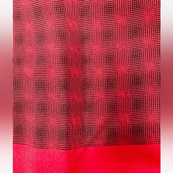 Hermès Paris Ascot Foulard Silk Scarf in Red Geometric Print - Picture 6 of 10